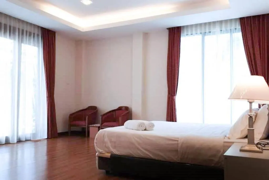Kundasang Golf Lodge-1